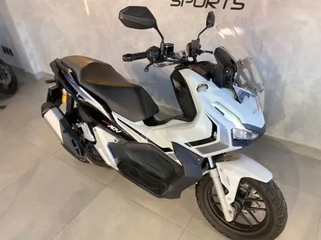 HONDA ADV 150 ABS, Foto 2