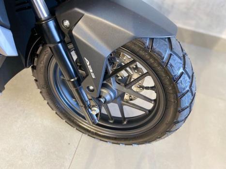 HONDA ADV 160 , Foto 3