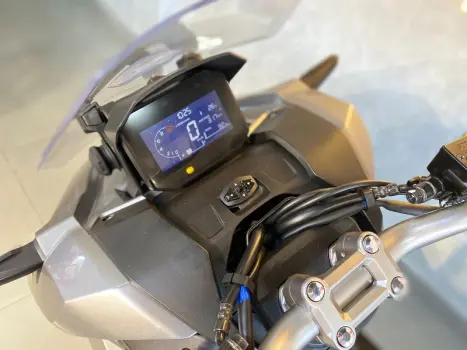 HONDA ADV 160 , Foto 8