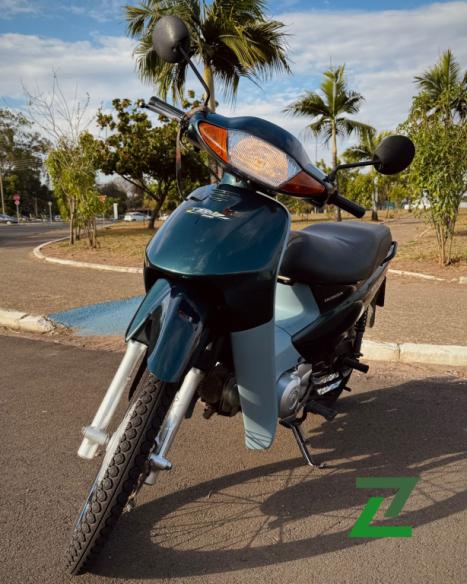 HONDA Biz 100 ES, Foto 2