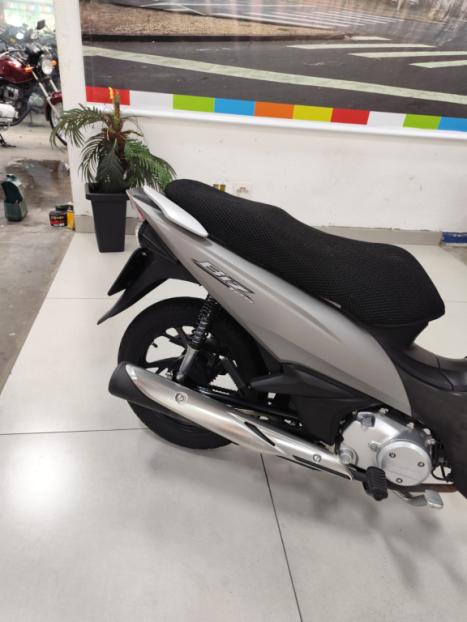 HONDA Biz 125 +, Foto 2