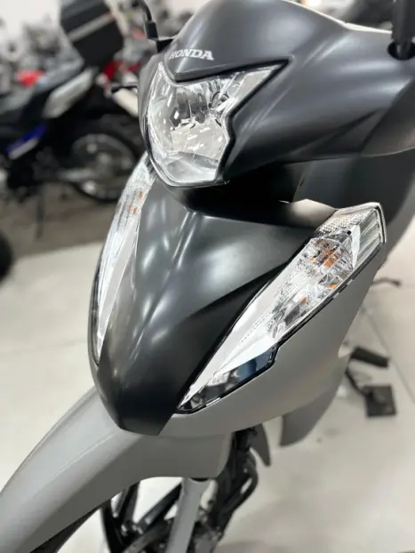HONDA Biz 125 +, Foto 7