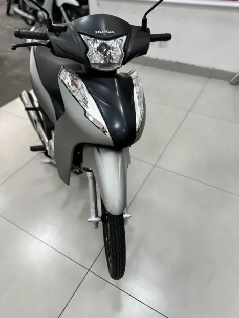 HONDA Biz 125 +, Foto 8
