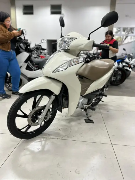 HONDA Biz 125 +, Foto 2