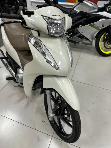 HONDA Biz 125 +, Foto 4