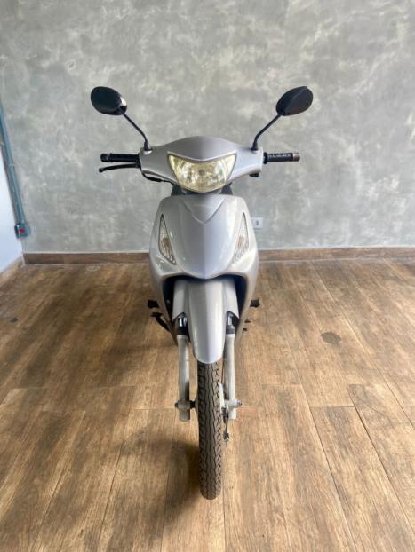 HONDA Biz 125 ES, Foto 3