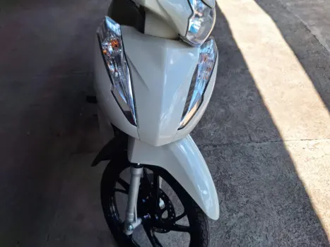 HONDA Biz 125 ES, Foto 1