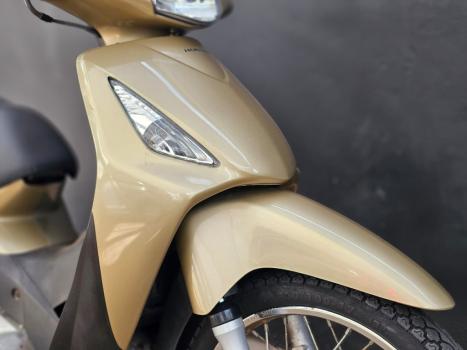 HONDA Biz 125 ES, Foto 2