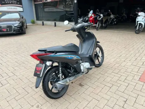 HONDA Biz 125 EX, Foto 6