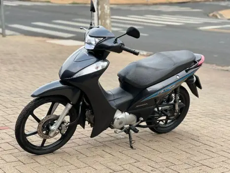 HONDA Biz 125 EX, Foto 9