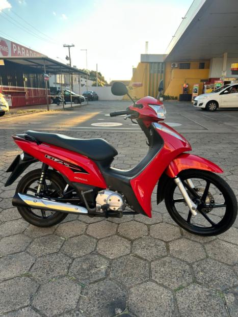 HONDA Biz 125 EX, Foto 2