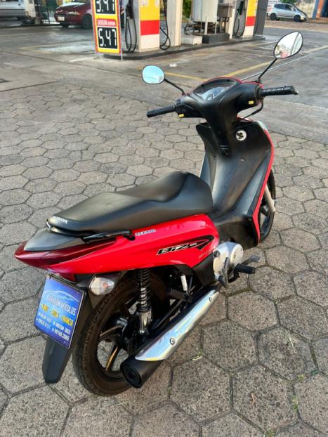 HONDA Biz 125 EX, Foto 4