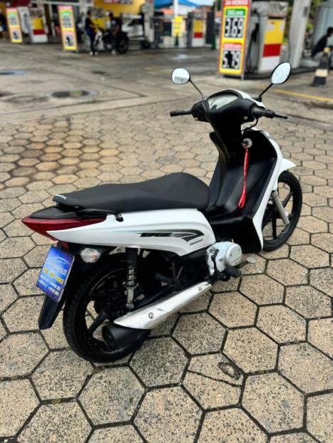 HONDA Biz 125 EX, Foto 3