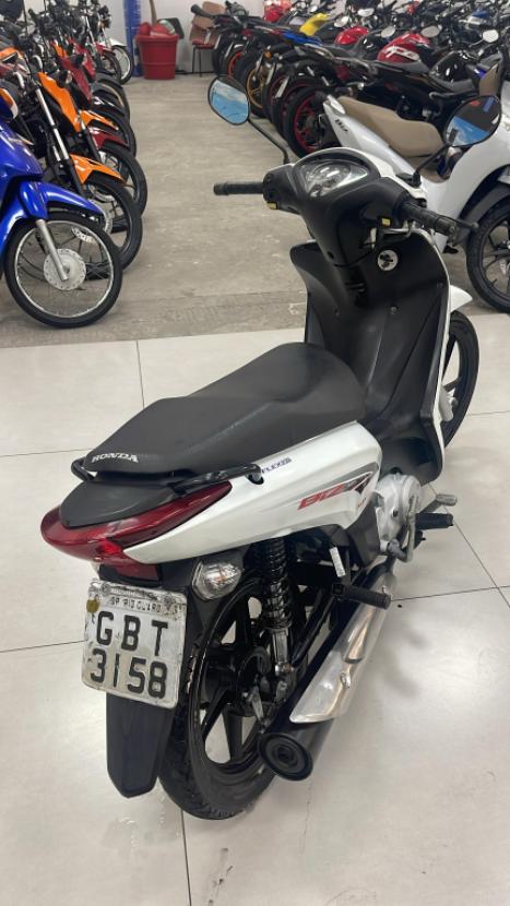 HONDA Biz 125 EX, Foto 2