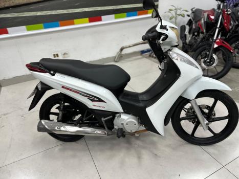 HONDA Biz 125 EX, Foto 2