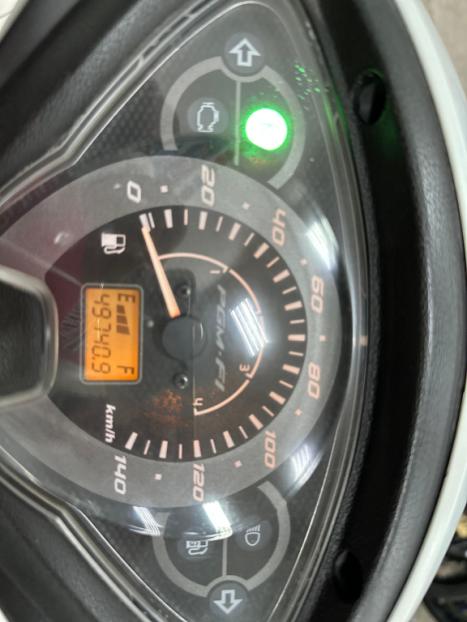HONDA Biz 125 EX, Foto 9