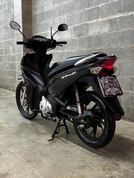 HONDA Biz 125 EX, Foto 2