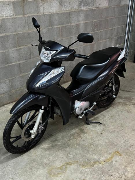 HONDA Biz 125 EX, Foto 3