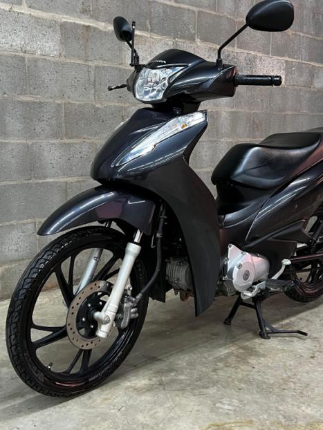 HONDA Biz 125 EX, Foto 4