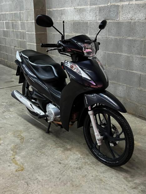 HONDA Biz 125 EX, Foto 6
