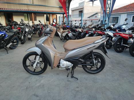 HONDA Biz 125 EX, Foto 3
