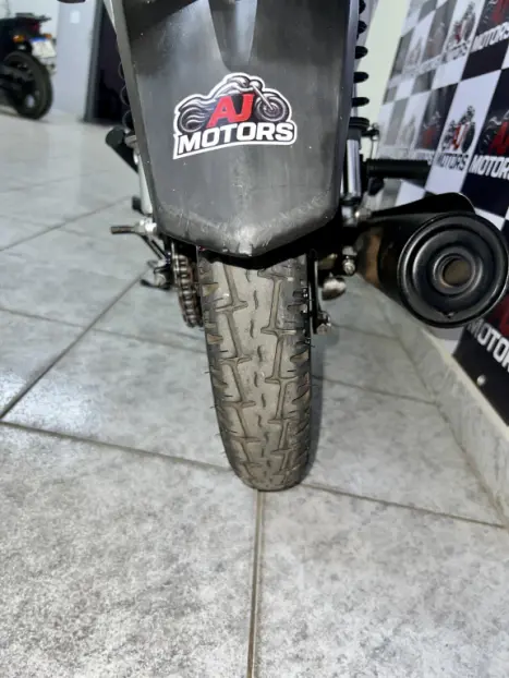 HONDA Biz 125 EX, Foto 8