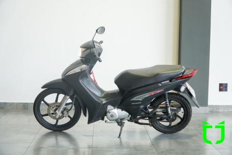HONDA Biz 125 EX, Foto 2