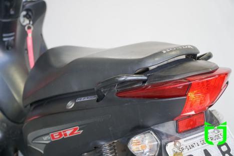 HONDA Biz 125 EX, Foto 6
