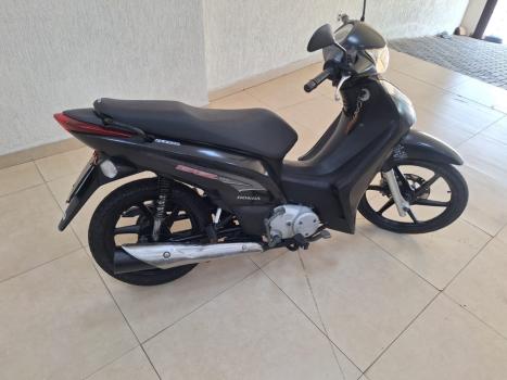 HONDA Biz 125 EX, Foto 6