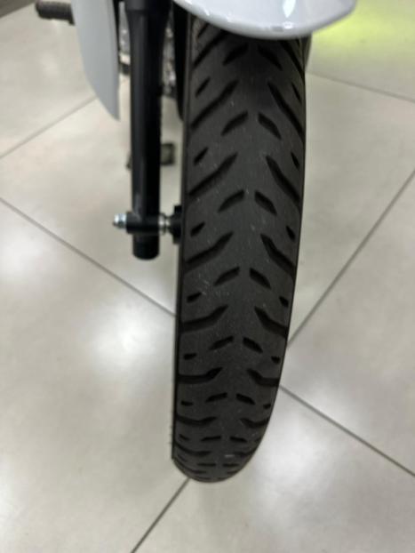 HONDA Biz 125 EX, Foto 4