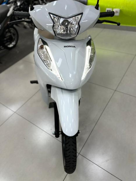 HONDA Biz 125 EX, Foto 7