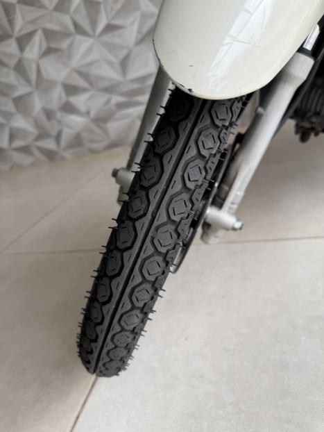 HONDA Biz 125 EX, Foto 2