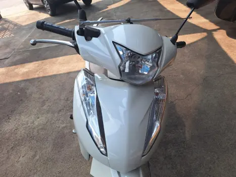 HONDA Biz 125 FLEX, Foto 2