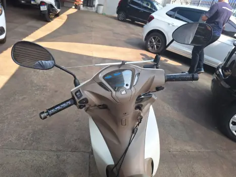 HONDA Biz 125 FLEX, Foto 11