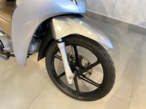 HONDA Biz 125 FLEX, Foto 2