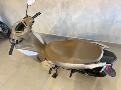 HONDA Biz 125 FLEX, Foto 12