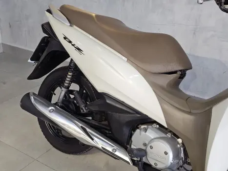 HONDA Biz 125 FLEX, Foto 4