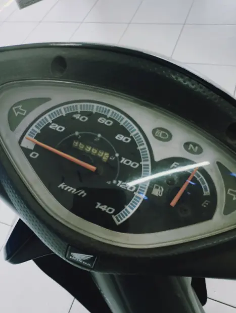 HONDA Biz 125 KS, Foto 5