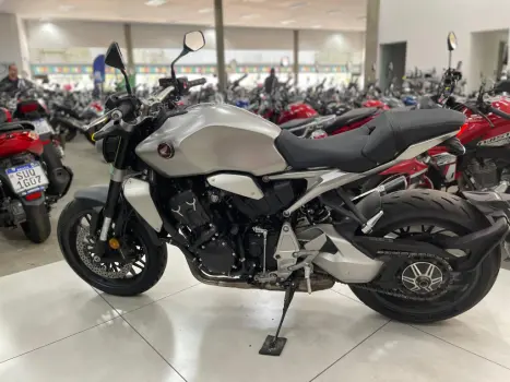 HONDA CB 1000 R , Foto 11