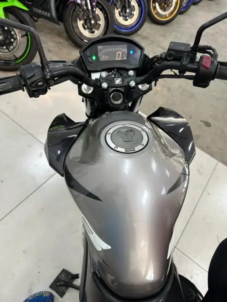 HONDA CB 250 F Twister FLEXONE, Foto 9