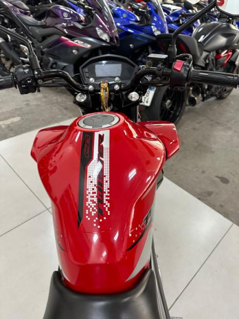 HONDA CB 250 F Twister , Foto 12