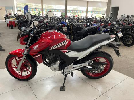 HONDA CB 250 F Twister FLEXONE, Foto 10