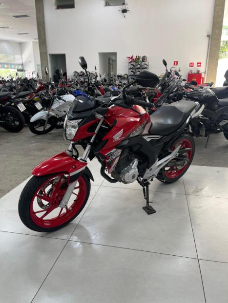 HONDA CB 250 F Twister , Foto 5