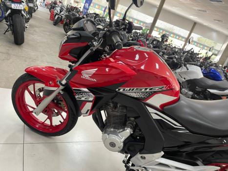 HONDA CB 250 F Twister , Foto 11