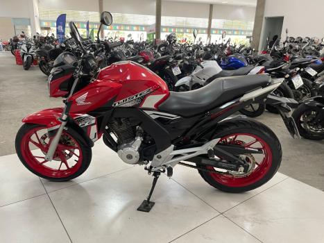 HONDA CB 250 F Twister , Foto 12