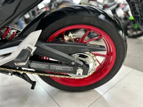 HONDA CB 250 F Twister , Foto 11