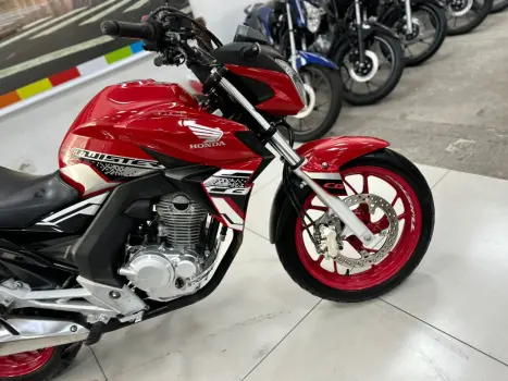 HONDA CB 250 F Twister , Foto 16