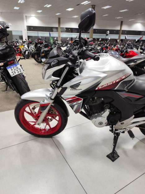 HONDA CB 250 F Twister FLEXONE, Foto 4