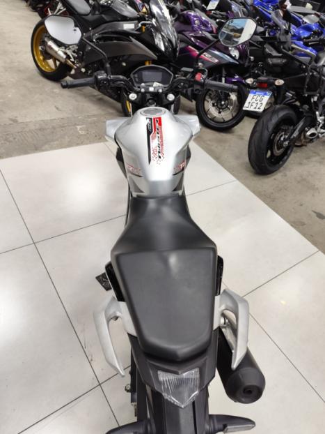 HONDA CB 250 F Twister FLEXONE, Foto 6