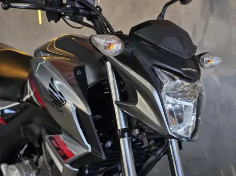 HONDA CB 250 F Twister FLEXONE, Foto 4